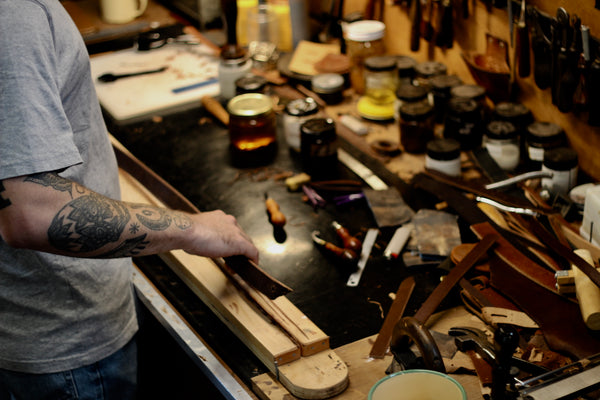 Load image into Gallery viewer, The Classic Belt - Medium Brown 1 3/8" (35mm)