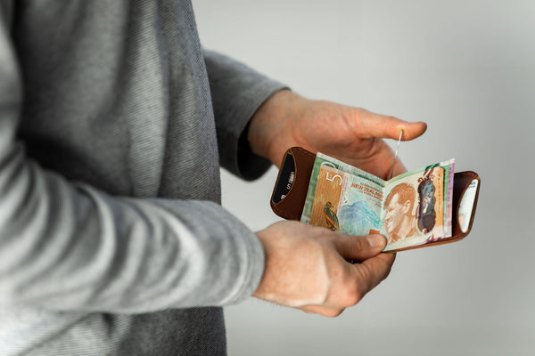 Load image into Gallery viewer, The Slim Tyndale Money Clip