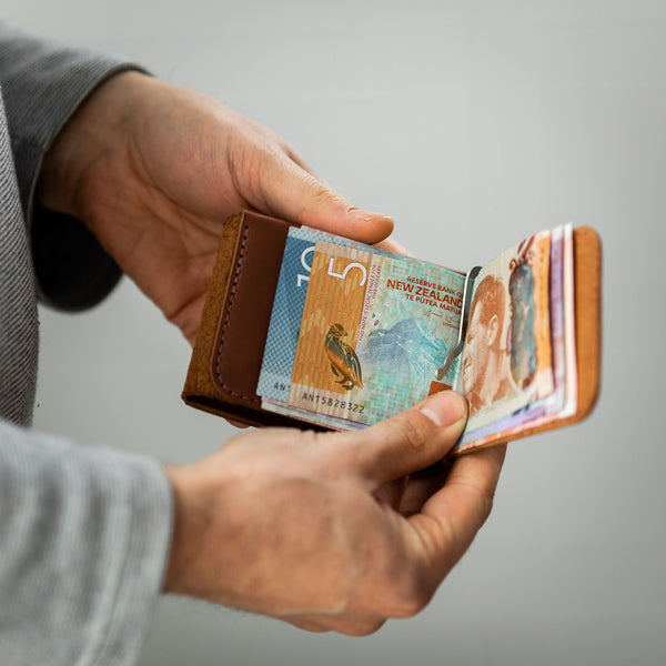 Load image into Gallery viewer, The Harris Trifold